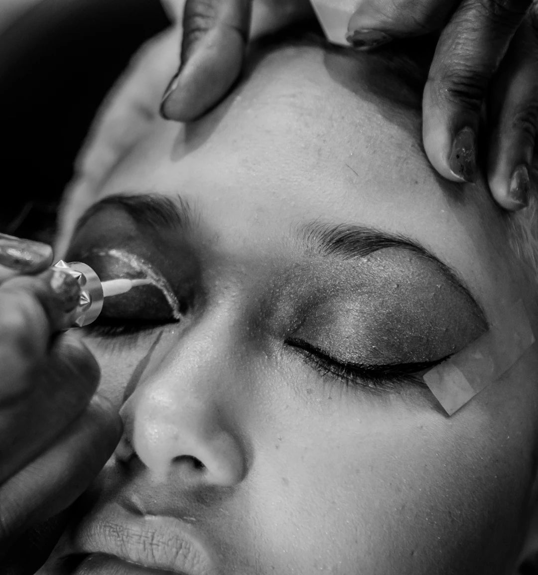 Influence du fond de teint adaptable sur votre look quotidien - Hailey Beauty