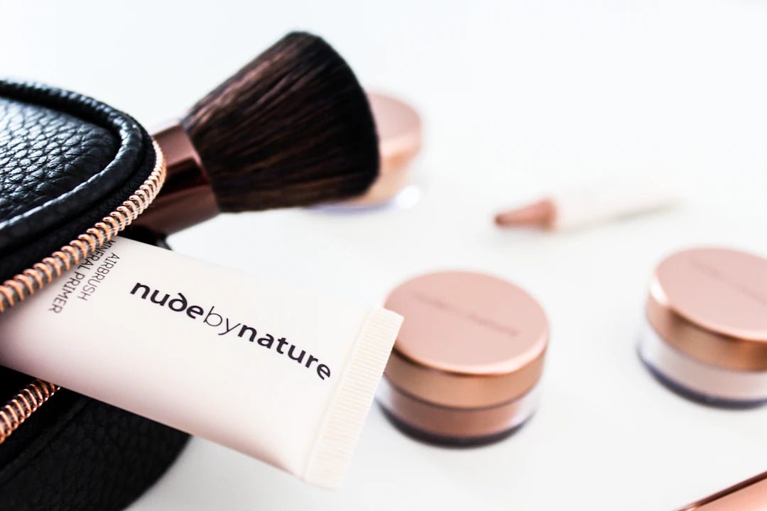 Maquillage Naturel : Utiliser le Fond de Teint Adaptable - Hailey Beauty