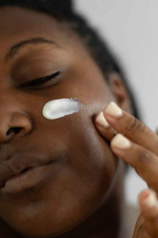 Préparez votre Peau pour un Fond de Teint Adaptable - Hailey Beauty